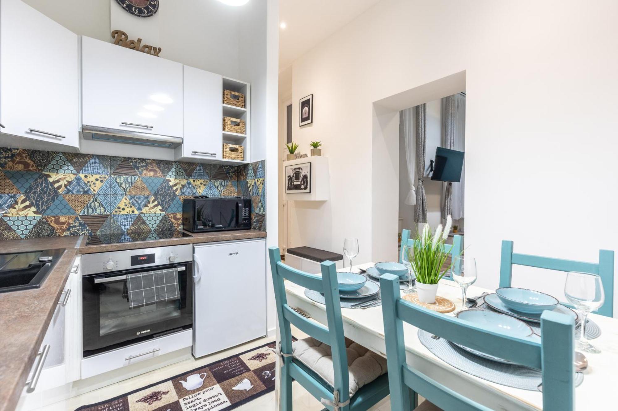 Andrassy Square Apartman *